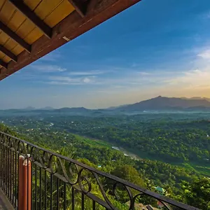 Ceyloni Panorama *** Kandy